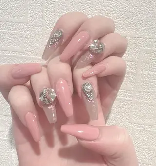 ネイル D-BEAUTY Nailsalonのネイルデザイン