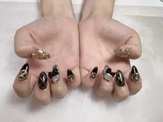 ネイル 鈴木 ミサキのネイルデザイン