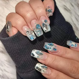 ネイル RUNWAY 　　の眉毛・アイブロウイメージ