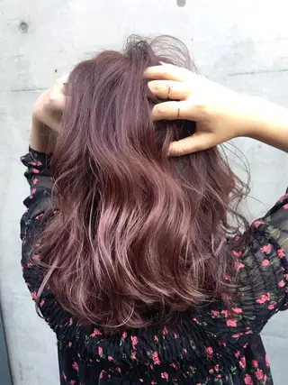 ミディアム カラー 韓国ヘア🤍髪質改善 🇰🇷AKANEのヘアスタイル