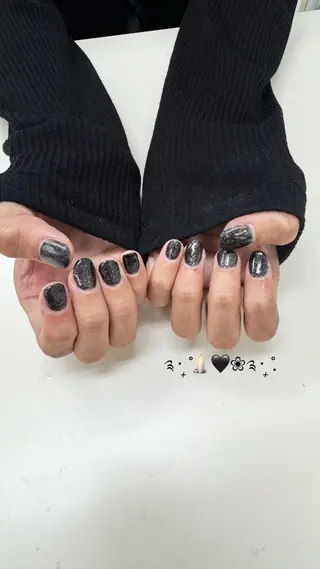 ネイル ネイルサロンエーナイン西友西町店所属・山崎 莉菜のネイルデザイン