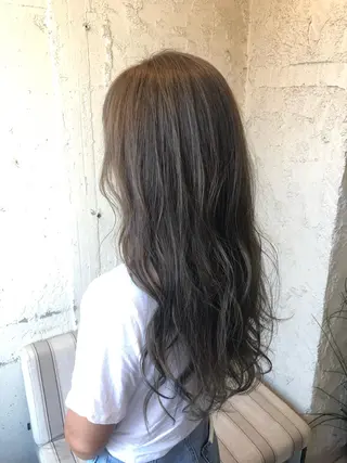 ロング カラー 成田 恭介のヘアスタイル