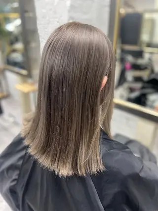 ミディアム カラー ハイトーン/ダブル カラー/akihoのヘアスタイル