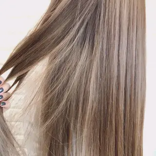 ロング カラー ヘアアレンジ knock【ノック】所属・烏丸韓国ヘア🇰🇷 ayaka🎀のヘアスタイル