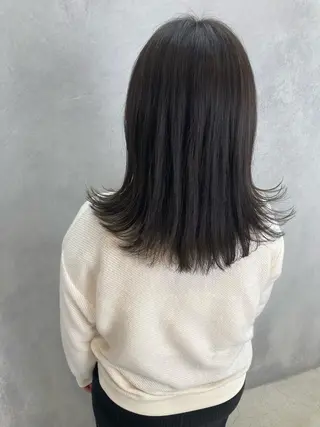 ミディアム カラー 🟢ウルフ/スパイラ ルパーマ/大西🟢のヘアスタイル