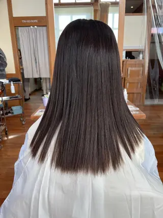 ロング 岩井 佑城のヘアスタイル