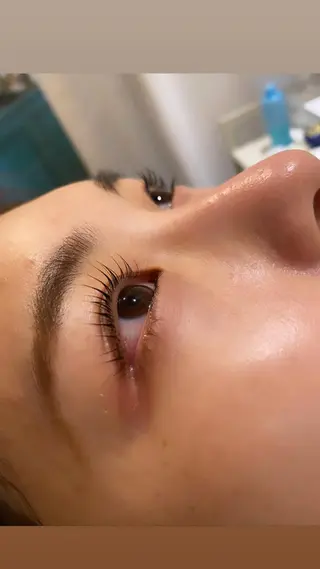 マツエク・マツパ 有薗 こころのヘアスタイル