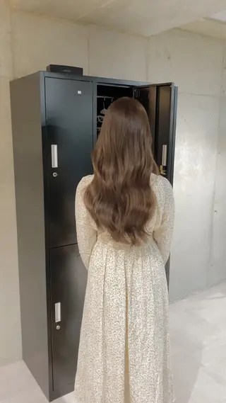 セミロング カラー 髪質改善 / 美髪 カラー / macoのヘアスタイル