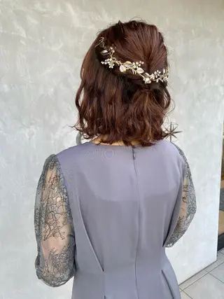 ミディアム ヘアアレンジ 亀井 里奈のヘアスタイル