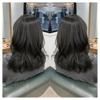 ミディアム カラー 村山 茉衣のヘアスタイル