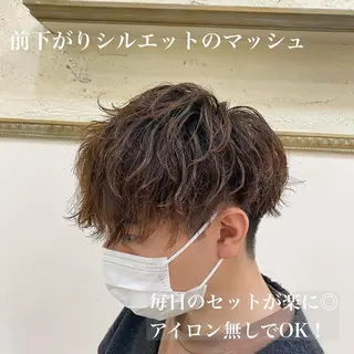 パーマ メンズ 三ノ宮フェザーパーマ 蕃本 啓利のヘアスタイル