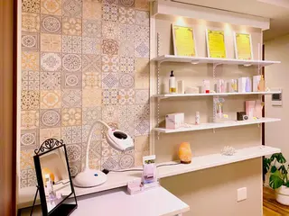 整体フェイシャル EMINALのエステ・リラクイメージ