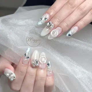 ネイル Maggie Nail🦩のネイルデザイン