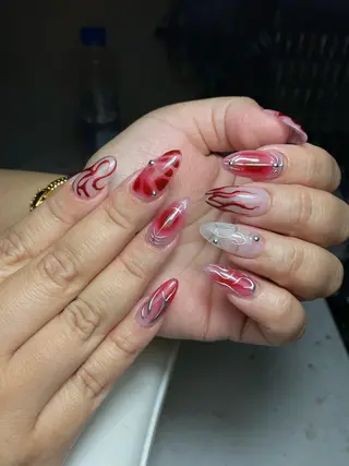 ネイル Isinha Nailsのネイルデザイン