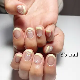 ネイル 手書きが得意🖌️ Y’s  nailのネイルデザイン
