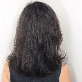 ミディアム カラー 柴田 祐輔のヘアスタイル