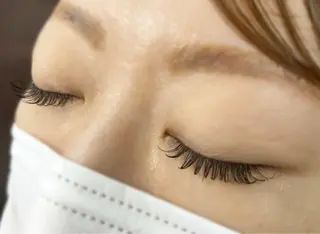 マツエク・マツパ minagawa yumiのヘアスタイル