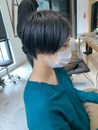 ショート TENELE所属・チバ タクミのヘアスタイル