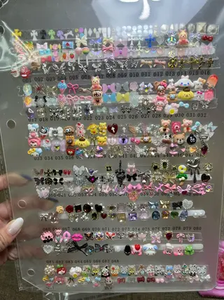 ネイル ongles chicのネイルデザイン