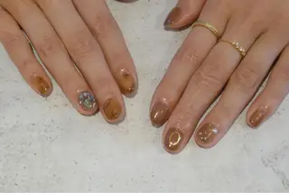 ネイル revia所属・ERI Nailistのネイルデザイン