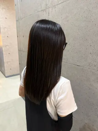 ロング 廣瀬 愛のヘアスタイル
