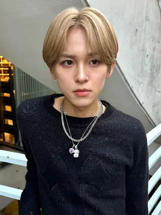 ショート カラー ヘアアレンジ メンズ NVEMO.所属・韓国ヘア💇🏼 kanonのヘアスタイル