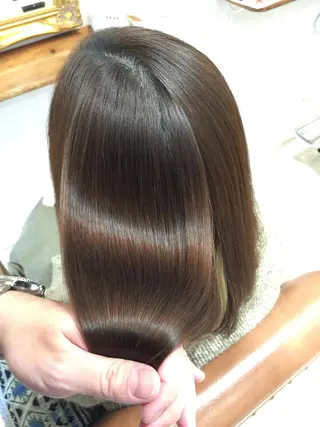 セミロング アビリタ 警固のヘアスタイル