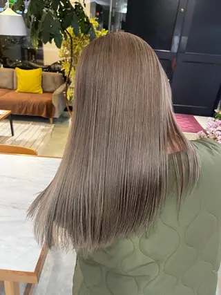 ミディアム hoNua. 栄/透明感カラーのヘアスタイル