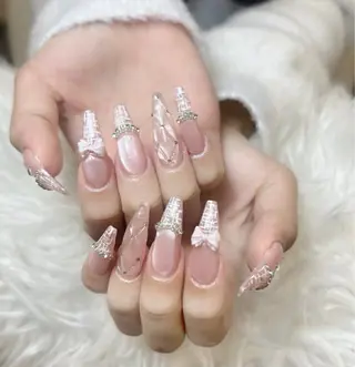 ネイル Mio_ Noiranailのネイルデザイン