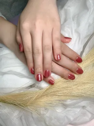 ネイル pink ladyサロン所属・べ にのネイルデザイン