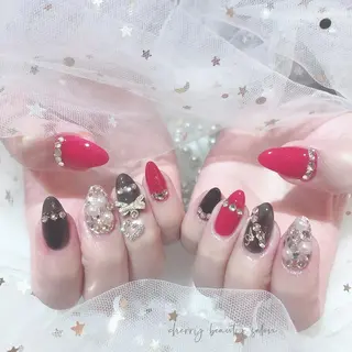 ネイル SAKURA 🍒のネイルデザイン