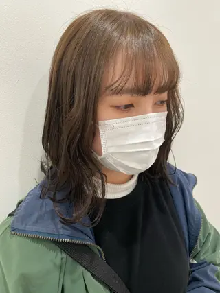 ミディアム akane .のヘアスタイル