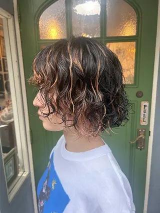 ショート パーマ 清水千優/パーマ/透 明感カラー/メンズのヘアスタイル