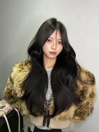 ロング カラー etora 渋谷所属・ワンホンヘア🇨🇳 髪質改善/itaruのヘアスタイル