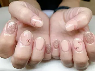 ネイル ECLAT エクラ所属・寺山 千鶴のネイルデザイン