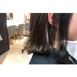 ミディアム カラー 岩間 香純のヘアスタイル