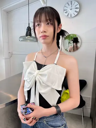 ロング オカモト ミユウのヘアスタイル