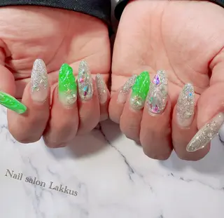 ネイル Lakkus T－CHIのネイルデザイン