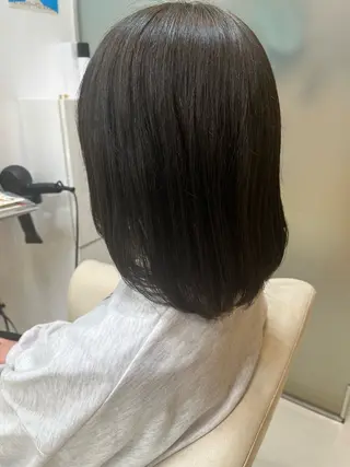 ミディアム カラー ヘアケアベースウィズ所属・柳川 玲也のヘアスタイル