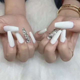 ロング HANA うるののネイルデザイン