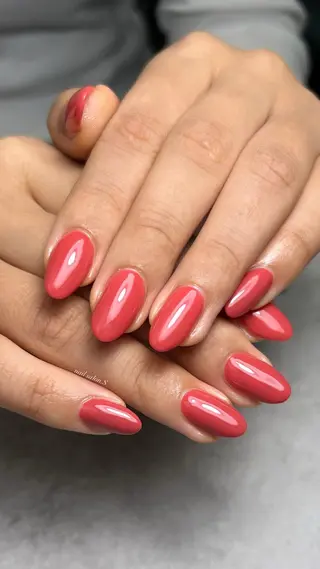 ネイル 関山 志乃のネイルデザイン