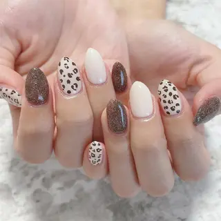 ネイル 吉岡 裕子のネイルデザイン