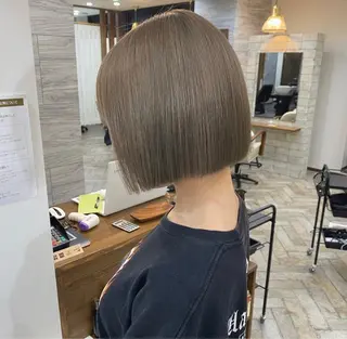 ショート カラー 透明感ワンカラー梅田 ダブルカラー/川上のヘアスタイル