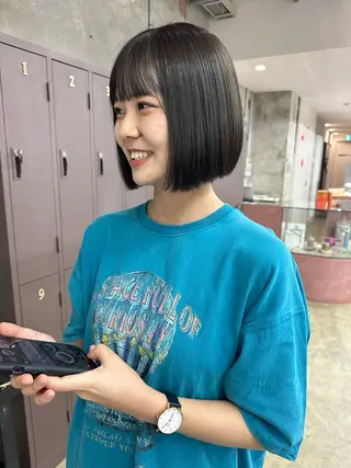 ミディアム カラー myu 🐈‍⬛のヘアスタイル