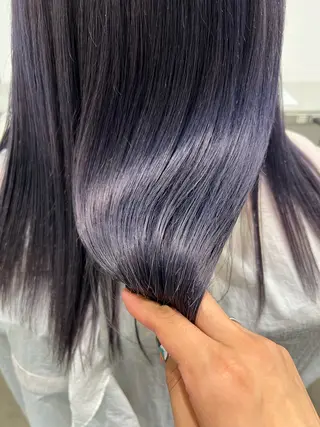 カラー TORA🐯 /XENA表参道のヘアスタイル