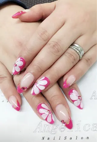 ネイル Angelica ネイリストのネイルデザイン