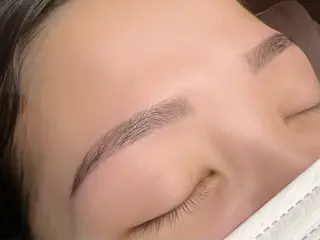 アイブロウ B's緑店 eyelist川上のエステ・リラクイメージ