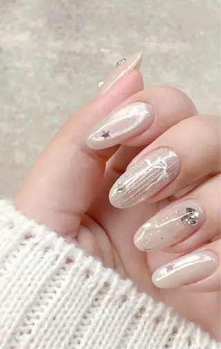 ネイル T. Leeのネイルデザイン