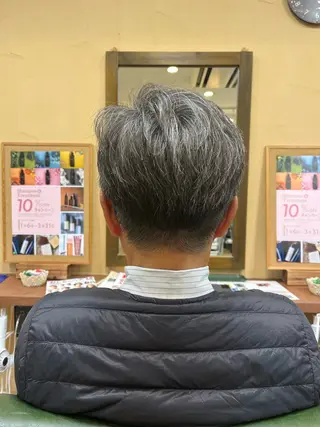 ショート Greens Yokoのヘアスタイル