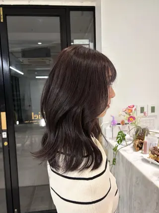 セミロング カラー ブリーチなしカラー 🤍　Mihanaのヘアスタイル